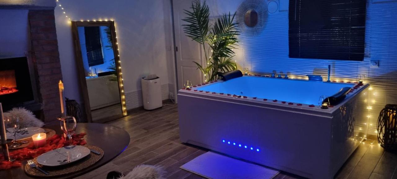 Suite De Charme Avec Jacuzzi Et Jardin Privatif Paris Au Calme Saint-Prix  Exteriör bild