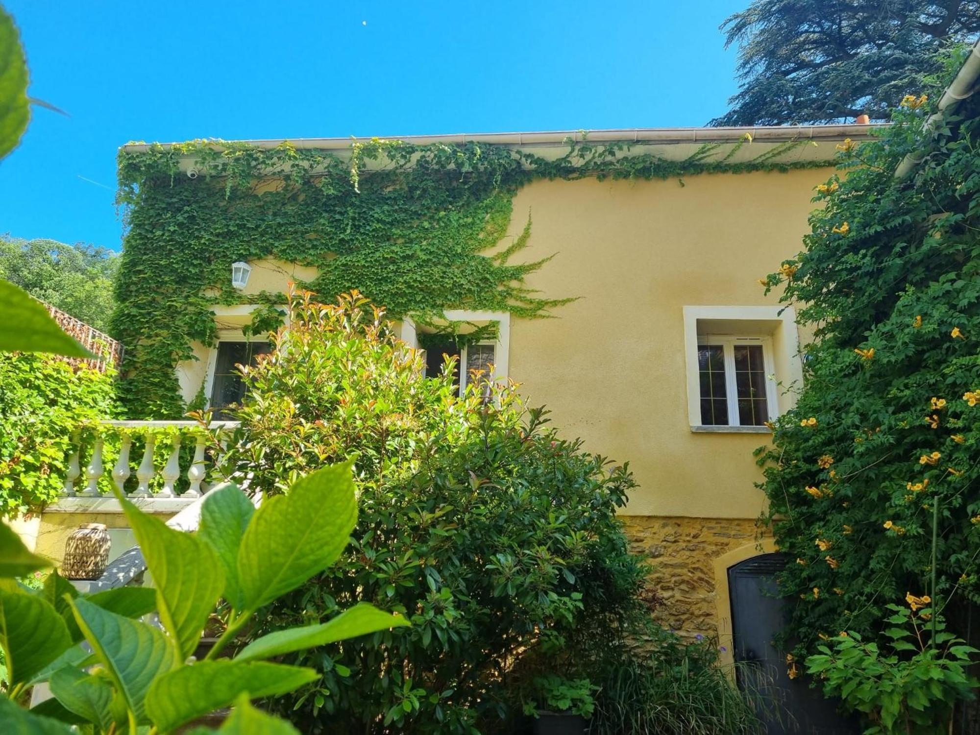 Suite De Charme Avec Jacuzzi Et Jardin Privatif Paris Au Calme Saint-Prix  Exteriör bild
