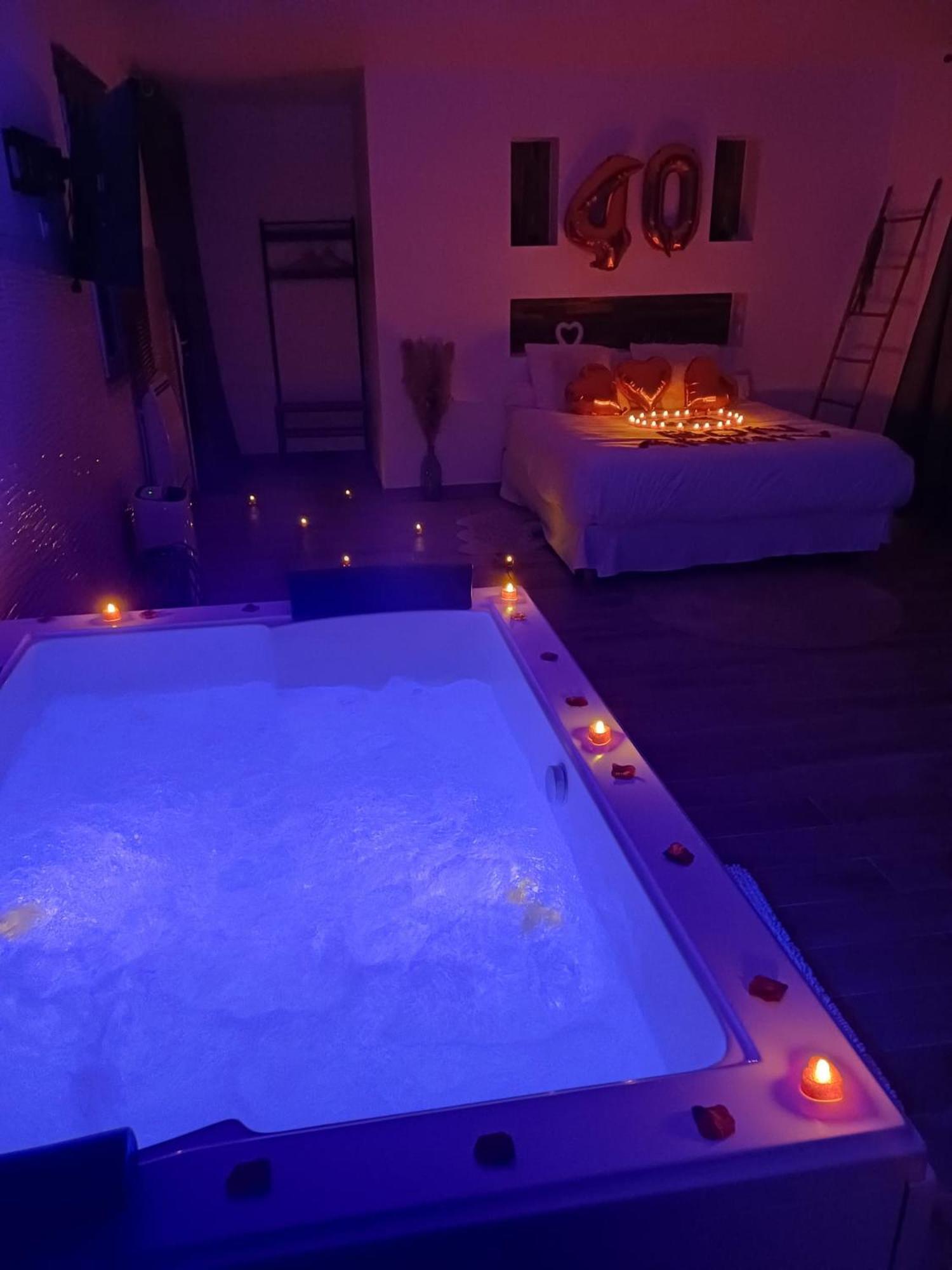 Suite De Charme Avec Jacuzzi Et Jardin Privatif Paris Au Calme Saint-Prix  Exteriör bild