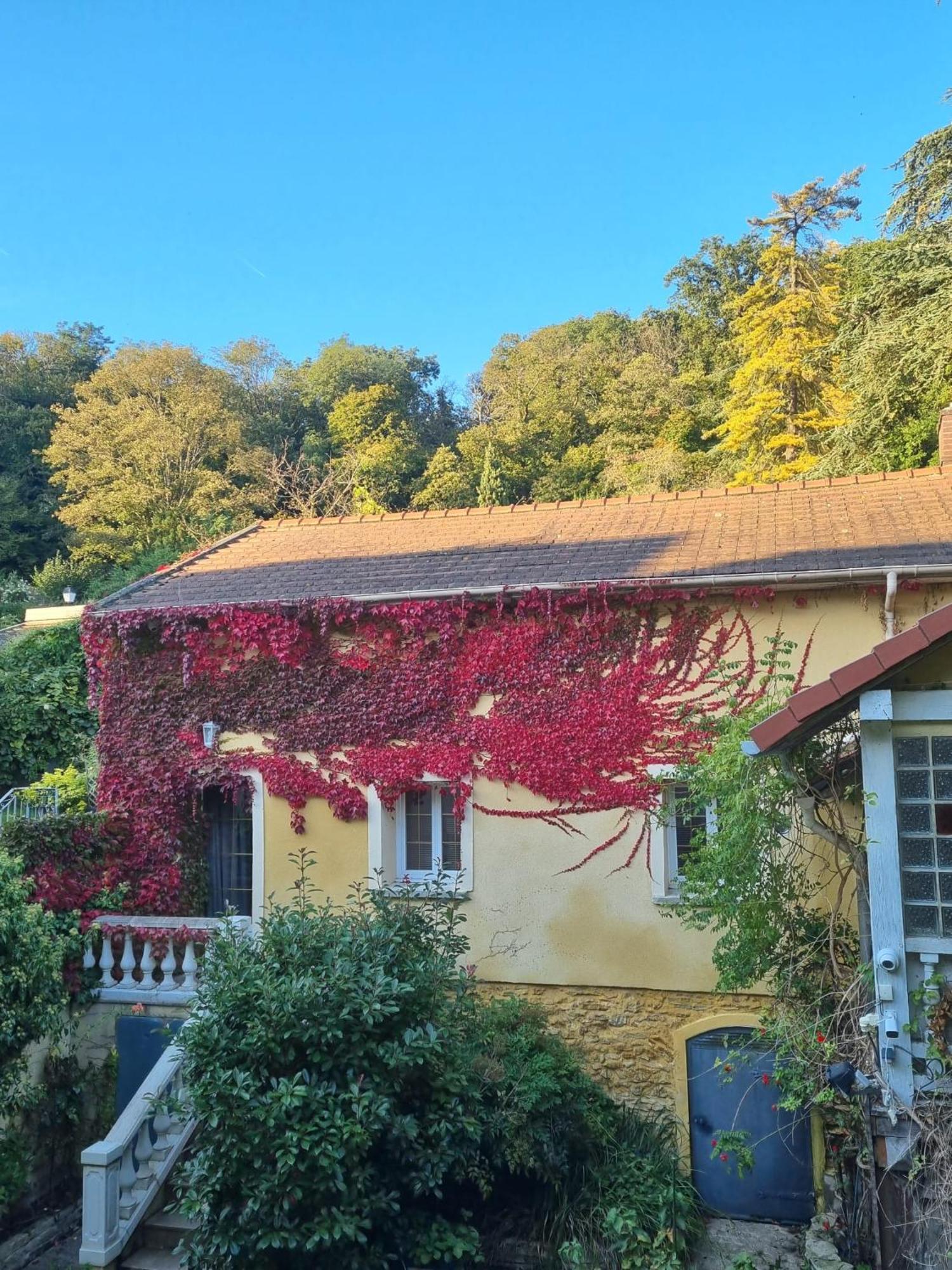 Suite De Charme Avec Jacuzzi Et Jardin Privatif Paris Au Calme Saint-Prix  Exteriör bild